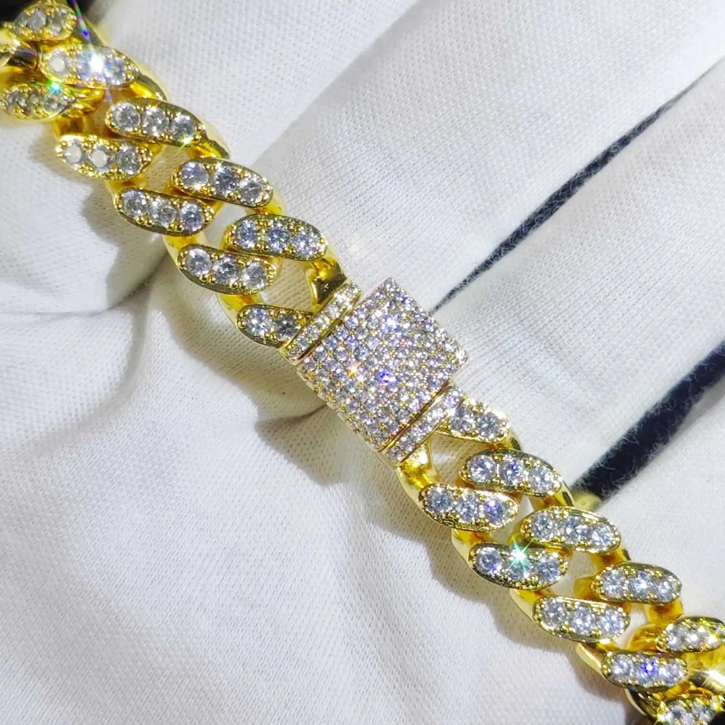 Bling CZ Cuban Link by NoorElements (schlecht)
