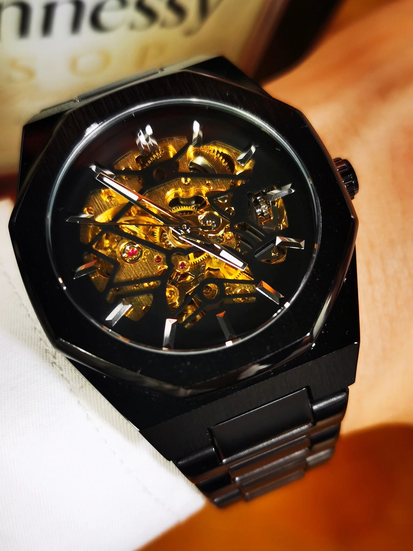 GEWINNER Schwarz Gold Skeleton Mechanische Uhren für Männer Mode unregelmäßige Automatische Uhr Luxus Marke Edelstahl Armband 2023